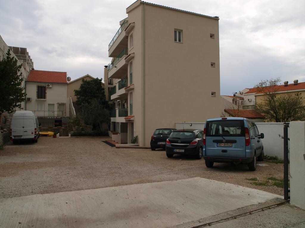 奥巴拉德拉格维克公寓酒店 Petrovac 外观 照片