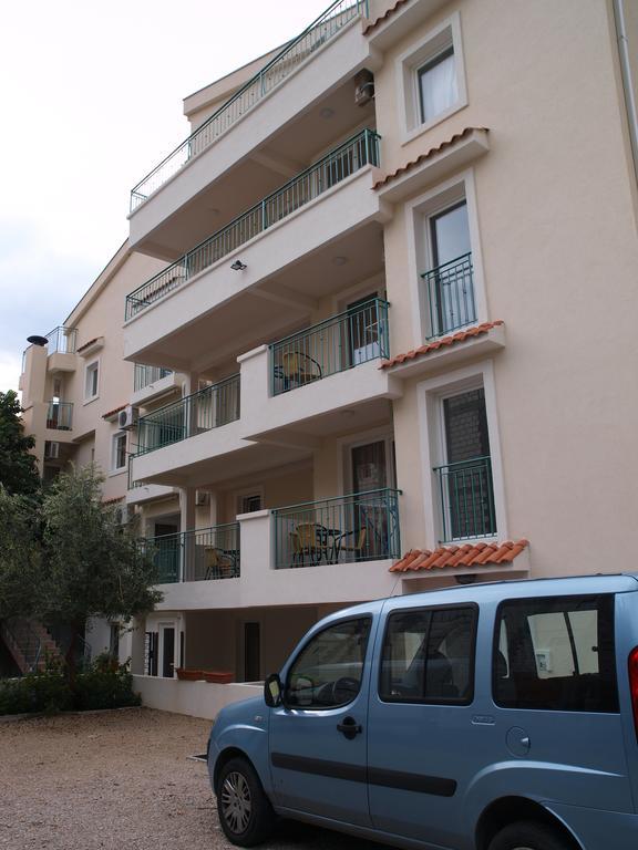 奥巴拉德拉格维克公寓酒店 Petrovac 外观 照片